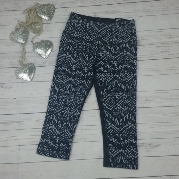 New Victoria Secret knockout crop pants XS - Picture 3 of 4